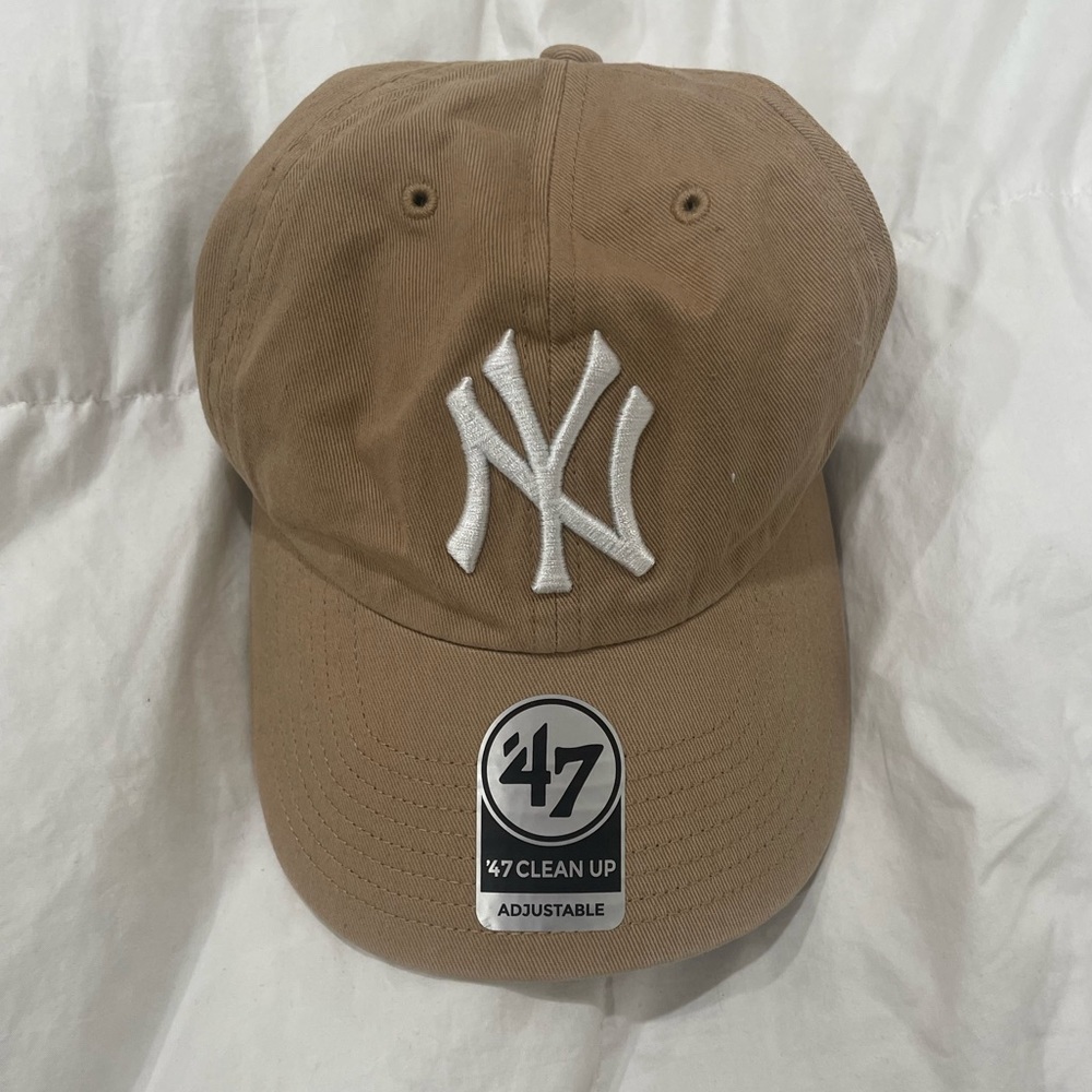 NY MLB Cap | Women’s OSFA | Khaki